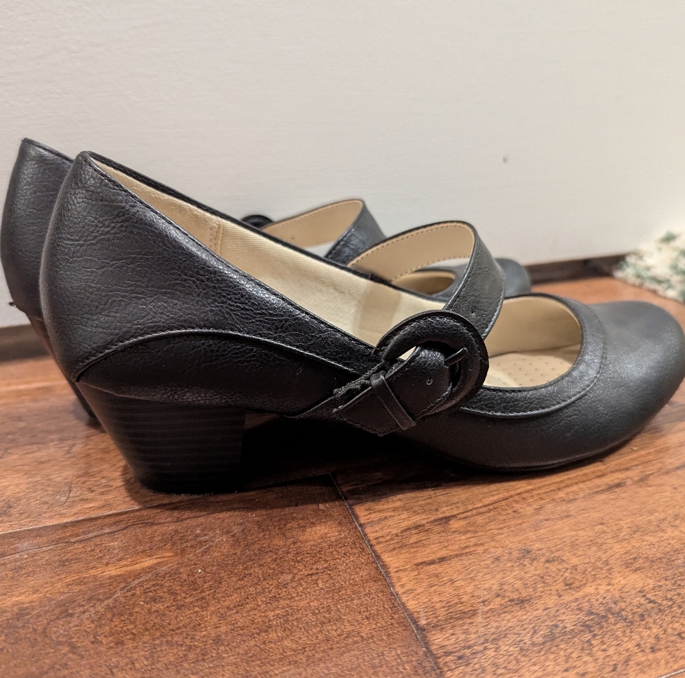 LifeStride Womens Black Mary Jane- Excellent Used Condition